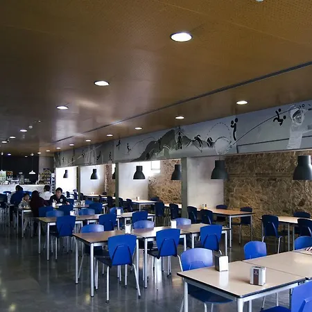 Residencia La Petxina Otel 2*
